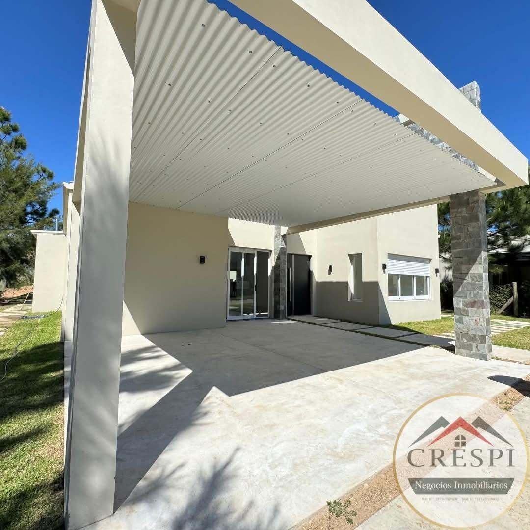 Casa en Venta en Villa Zorraquin, USD 240.000