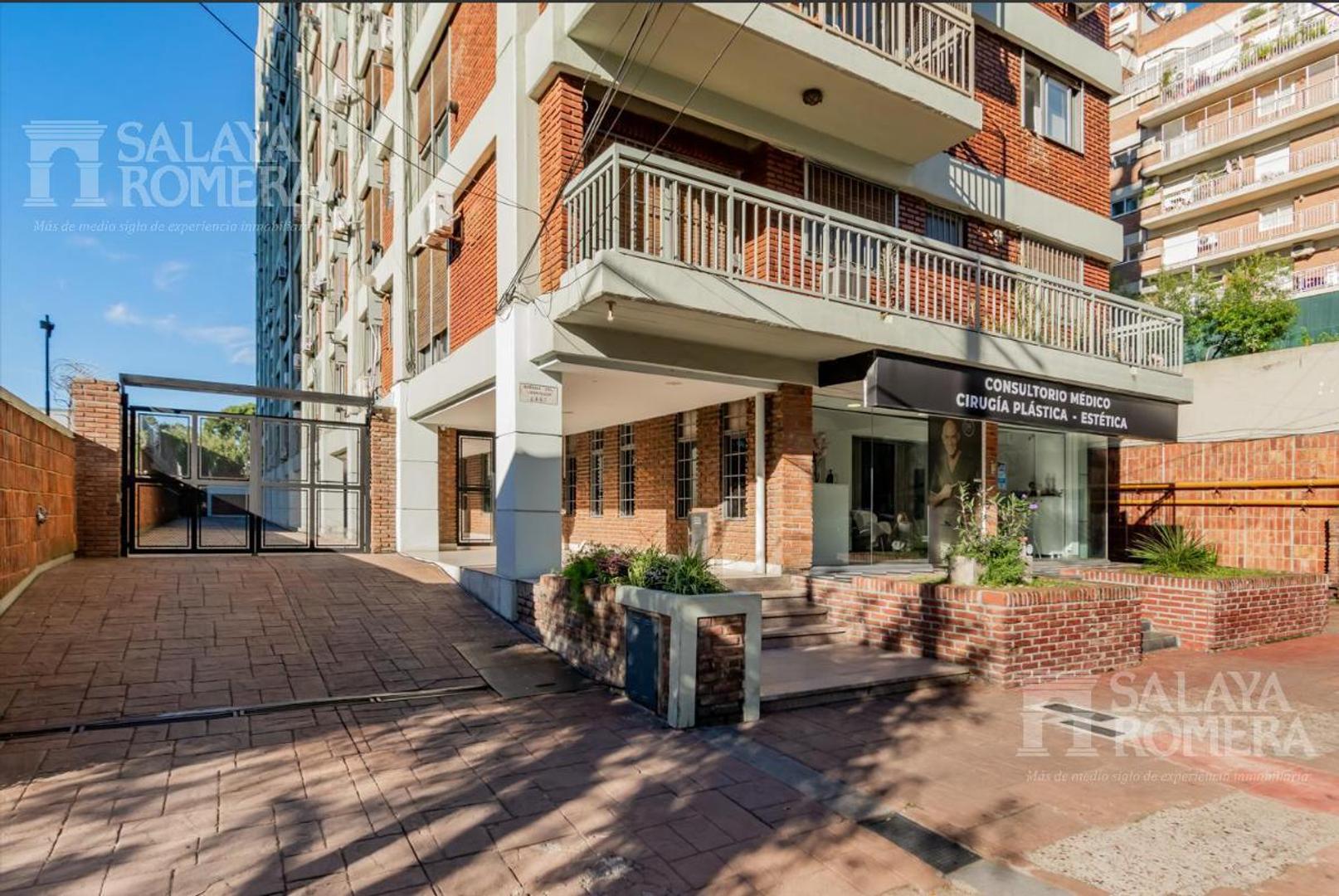 Departamento  en alquiler - Olivos-  2 ambientes piso alto vista al rio