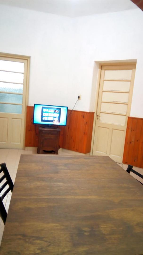 CASA DE DOS DORMITORIOS A LA VENTA