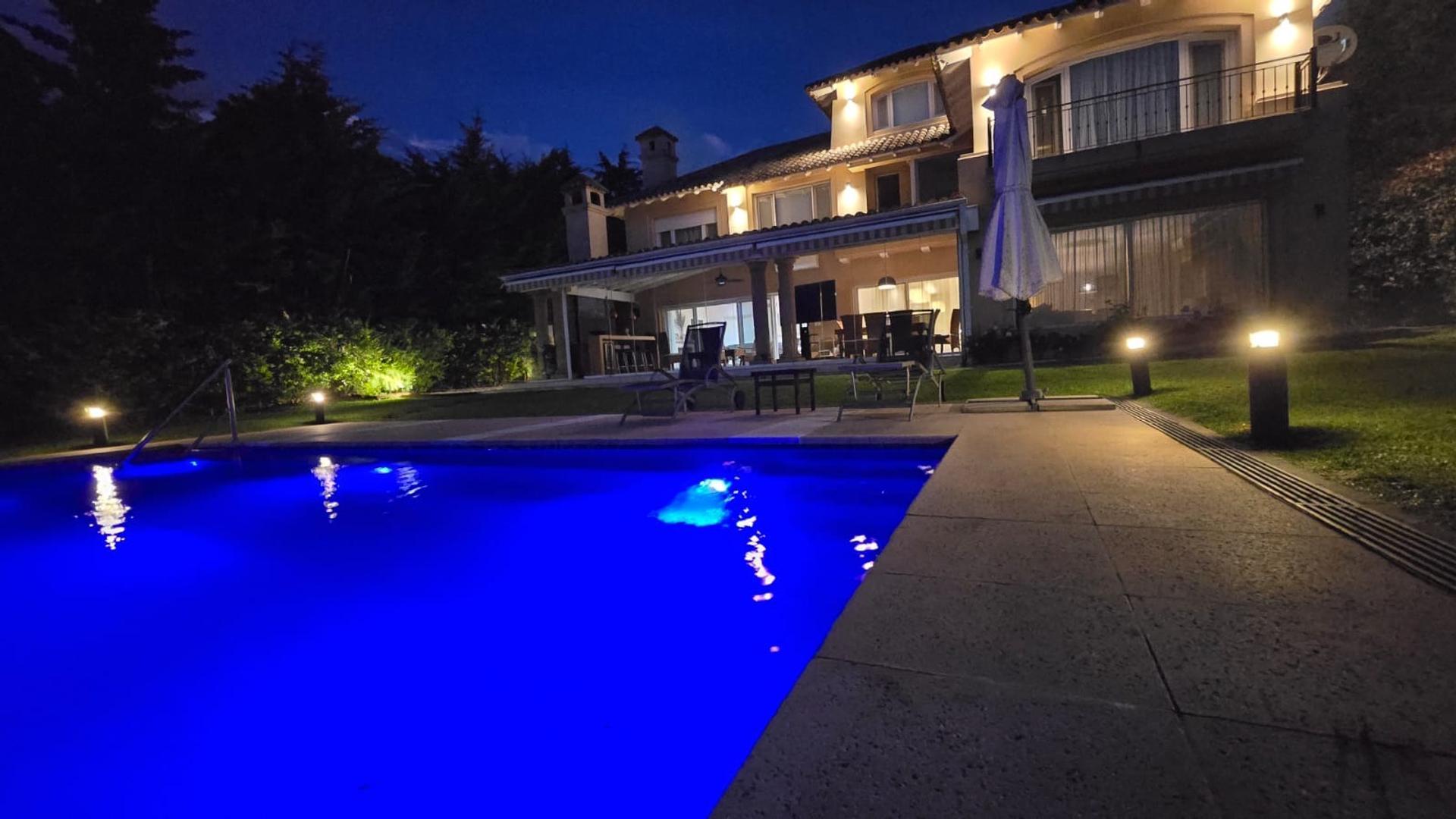 Casa en venta al lago en La Isla, Nordelta