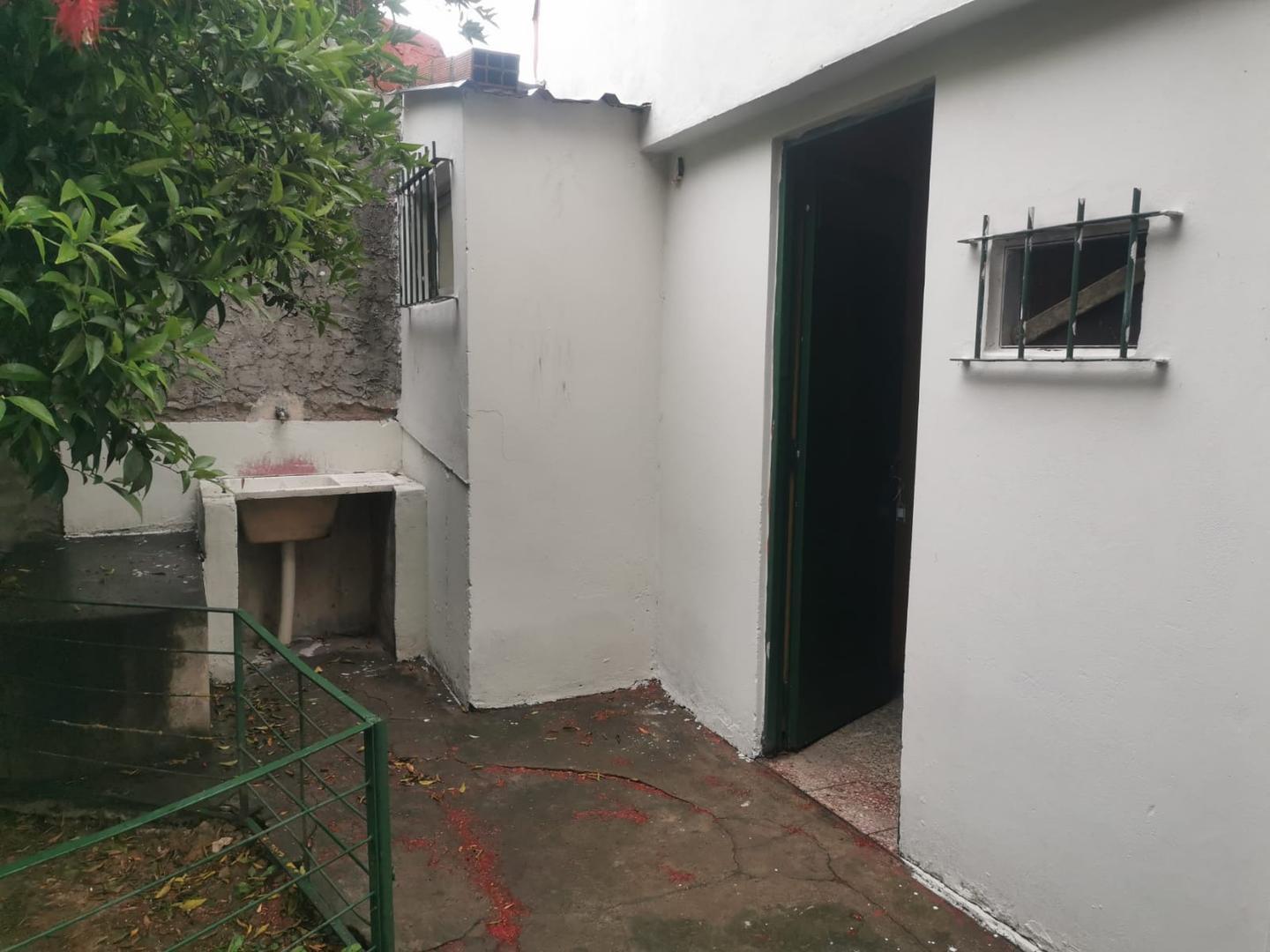 1 Dormitorio - Manuel Alberti