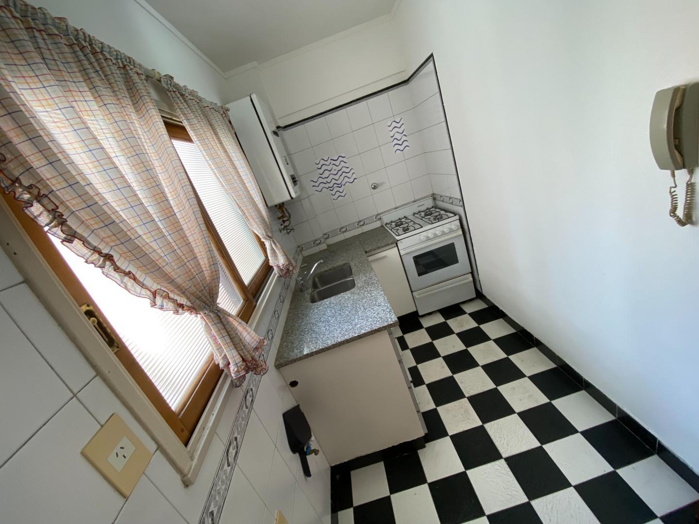 Departamento 2 ambientes con 1 baño