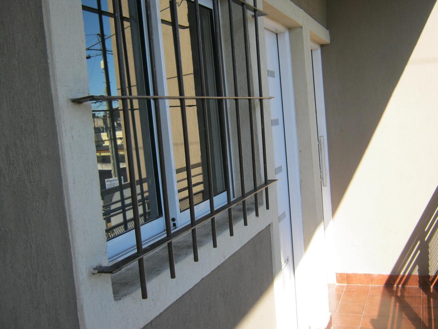 Departamento en Venta en Villa Raffo, USD 75.000