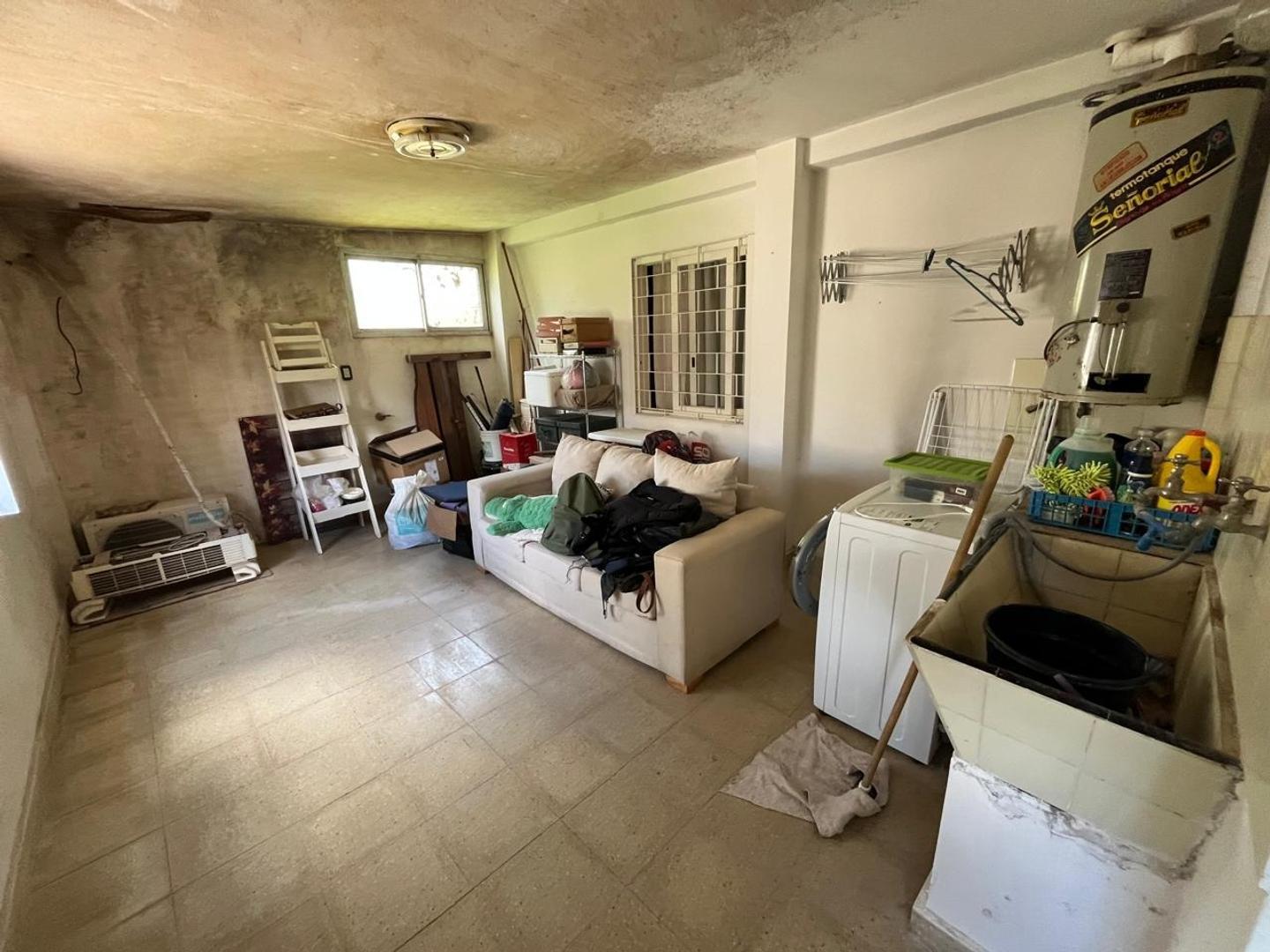 CASA EN VENTA 3 AMBIENTES NAVARRO