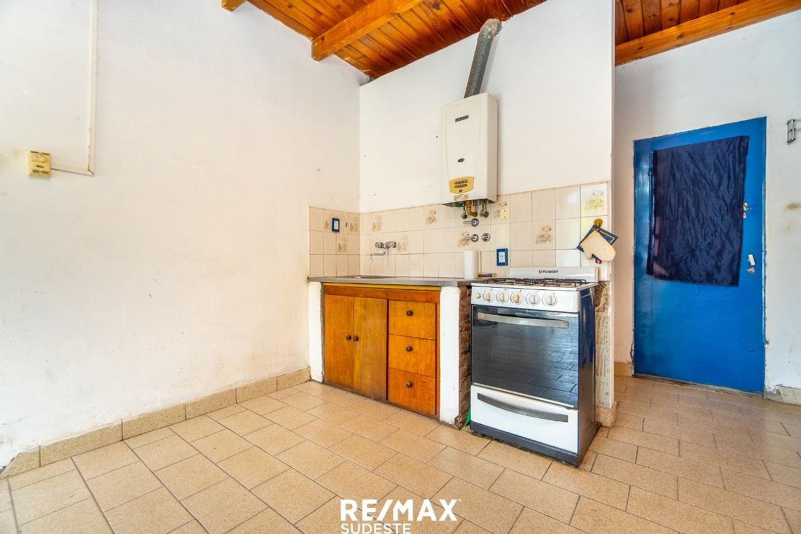 Casa 4 ambientes con 1 baño