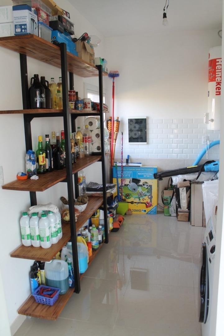 CASA EN VENTA 5 AMB. A ESTRENAR BARRIO SANTO DOMINGO