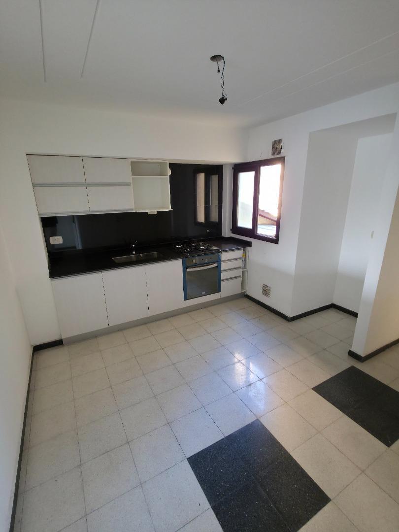 Martiniano leguizamon 100 , Piso 3