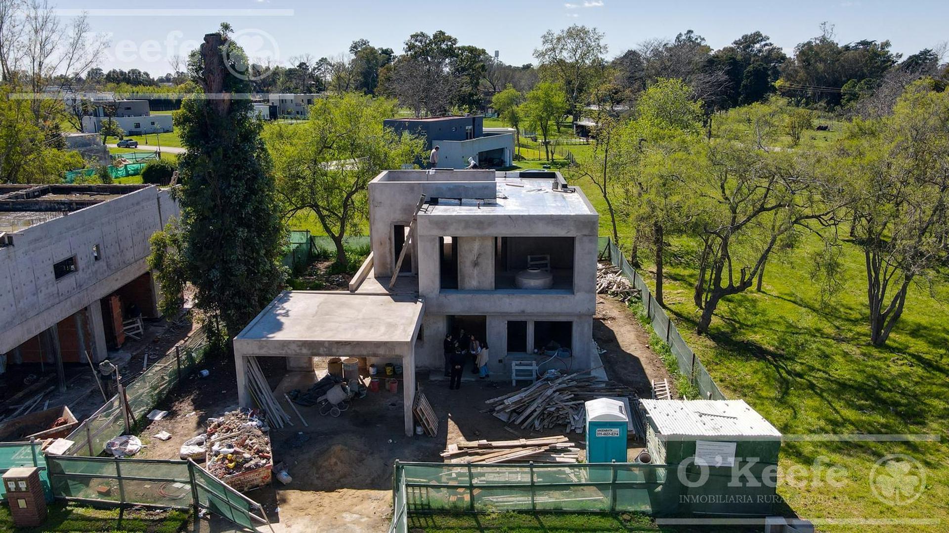 Casa en Venta con 1 cochera