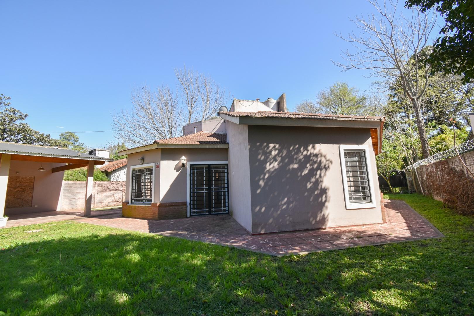 Casa en Venta en Burzaco, USD 169.999