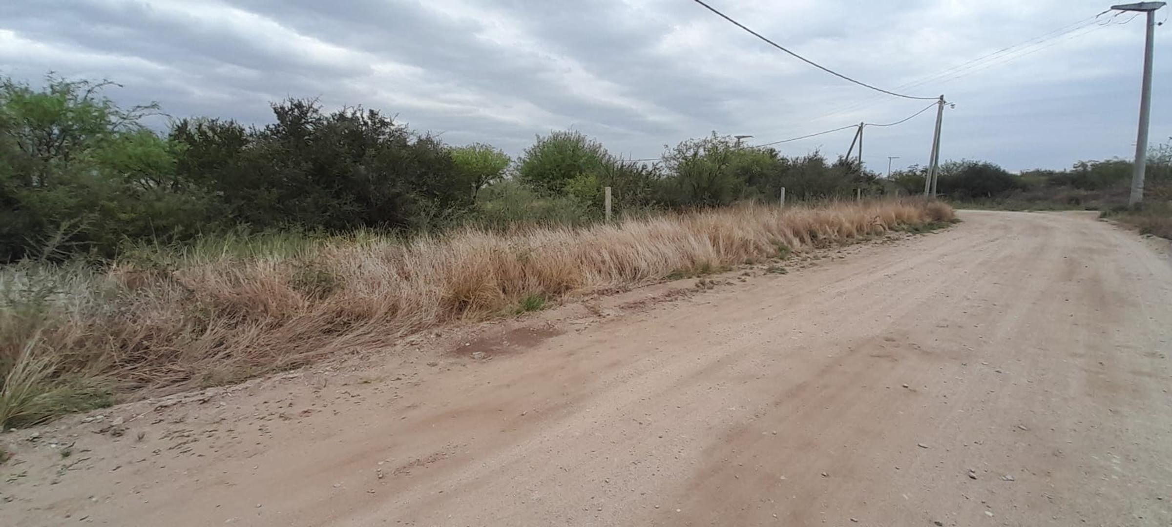 Lote de 2350 m2 ubicado en barrio Udacha, Carpintería