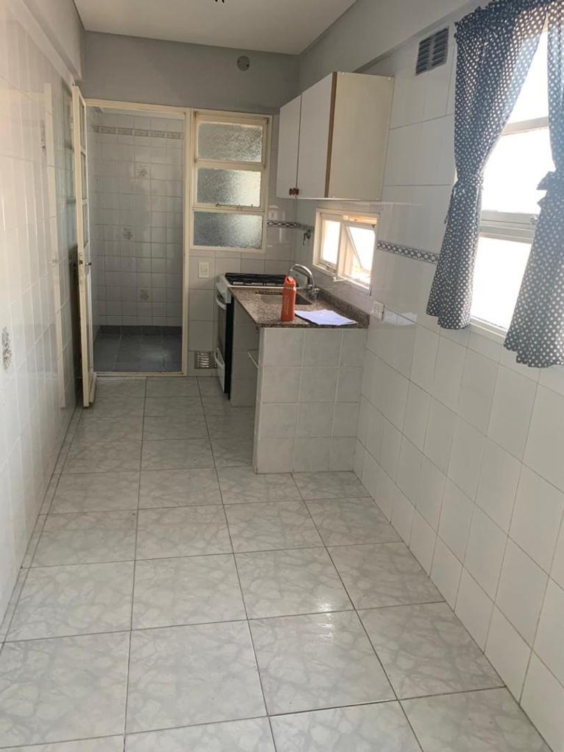 Departamento 2 ambientes con 2 baños