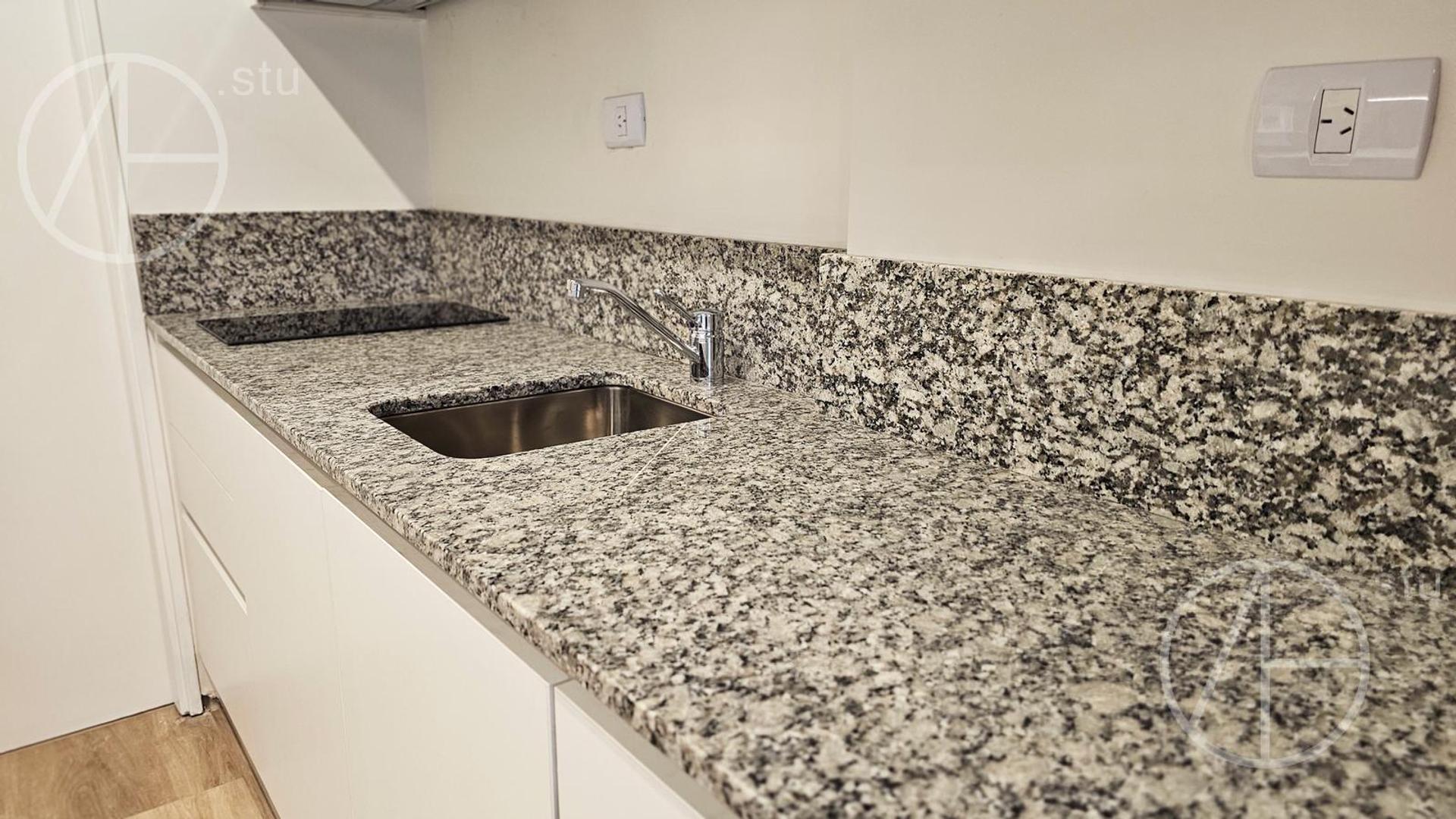 Luis Maria Campos al 1300