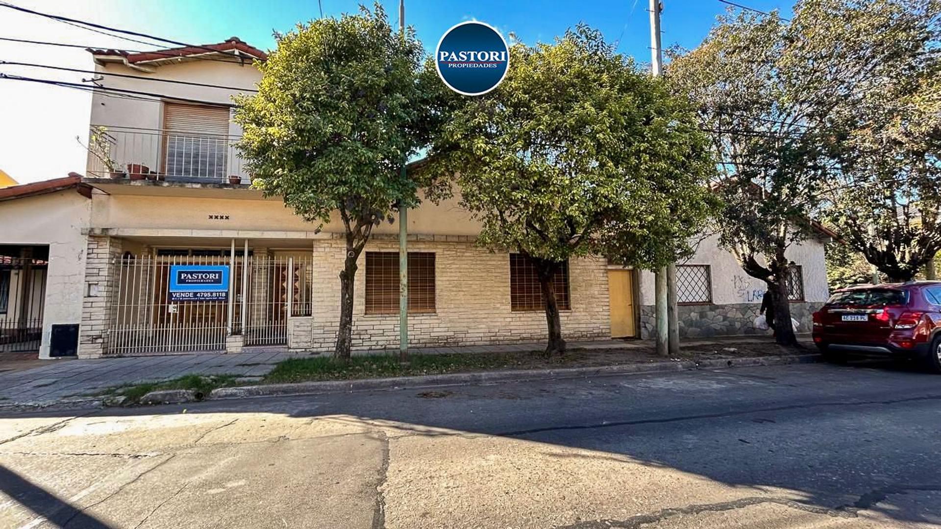 VENTA DE CHALET DE 4 AMBIENTES EN FLORIDA