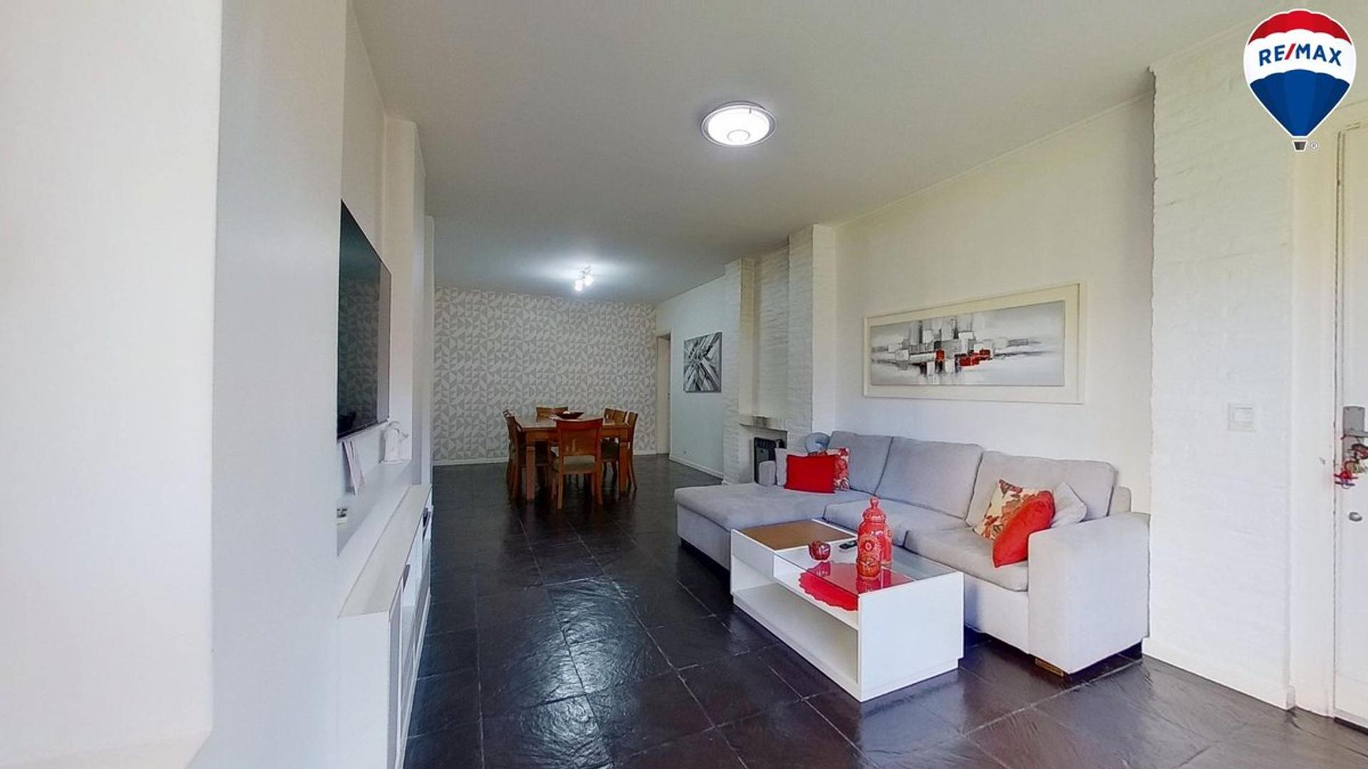 Casa 7 ambientes con 3 baños