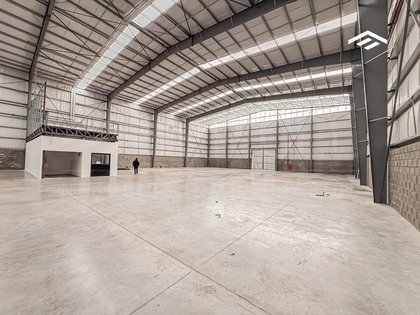 Nave industrial en alquiler - Parque industrial Spegazzini