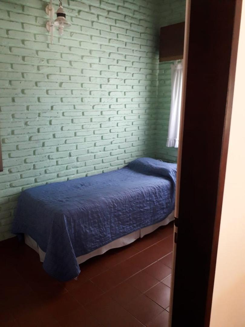 Casa en Venta con 4 cocheras