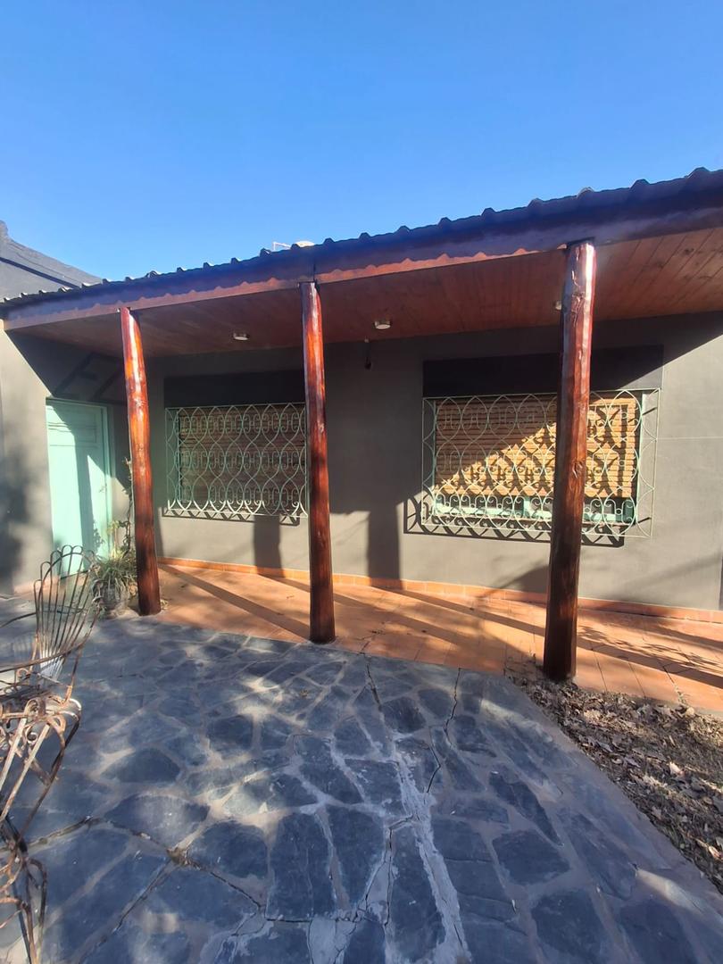 VENTA DE CASA CON QUINCHO