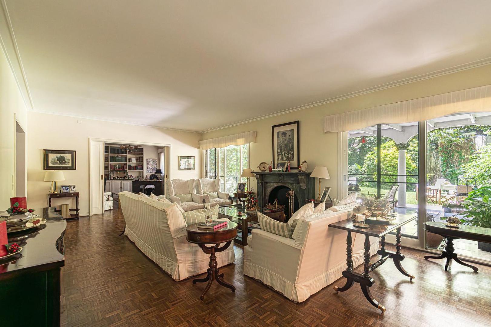 Departamento en Venta de 7 ambientes