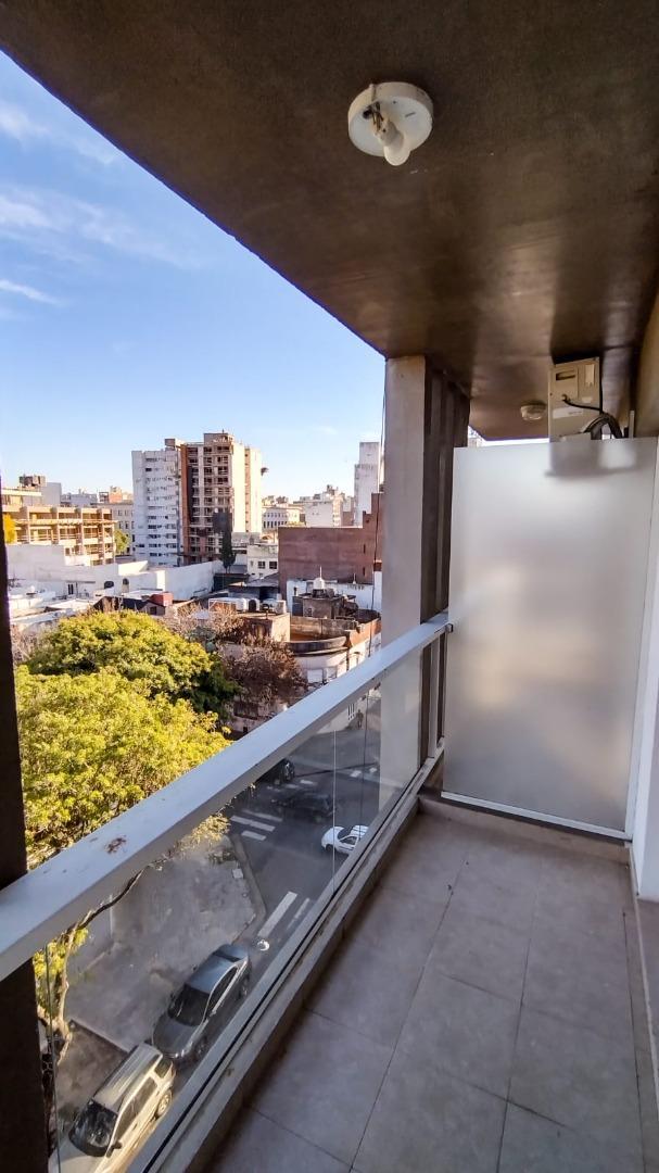 Departamento en Alquiler en Abasto, $ 320.000