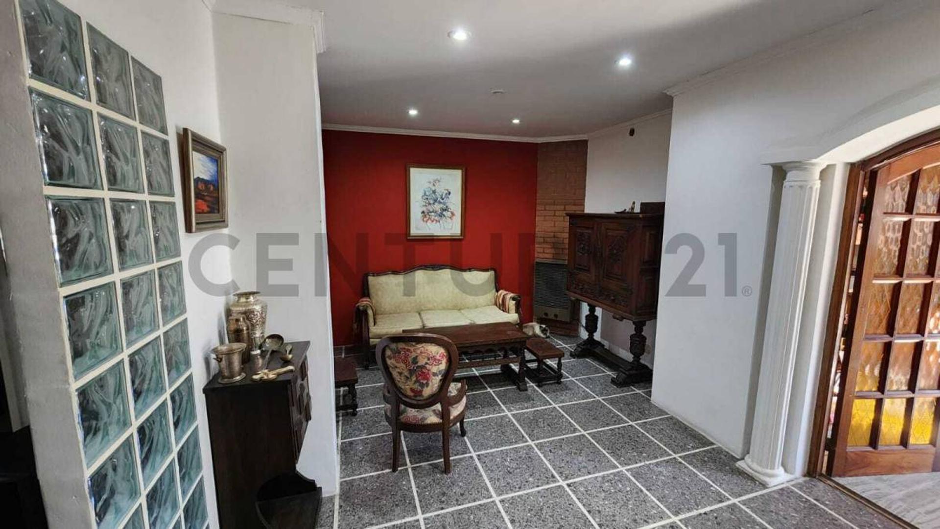 Casa Palomar 4 ambientes-APTA CREDITO-