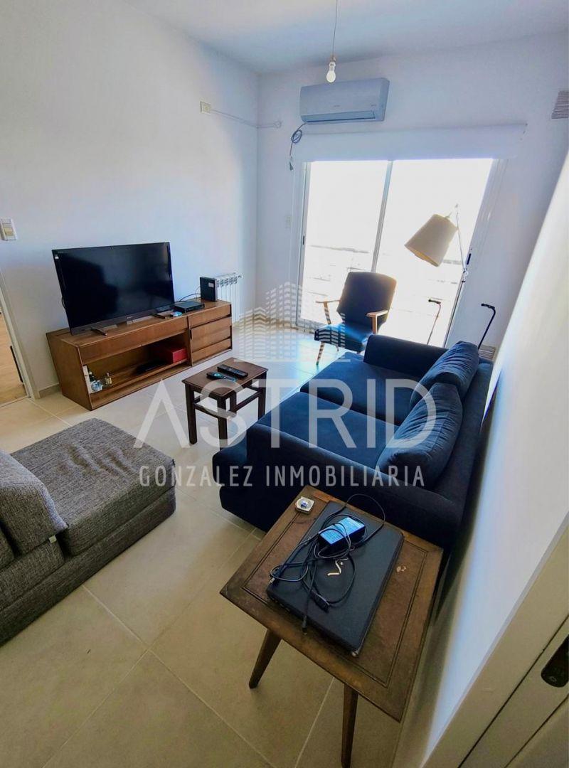 Departamento 2 ambientes a la venta en Tigre centro con coch