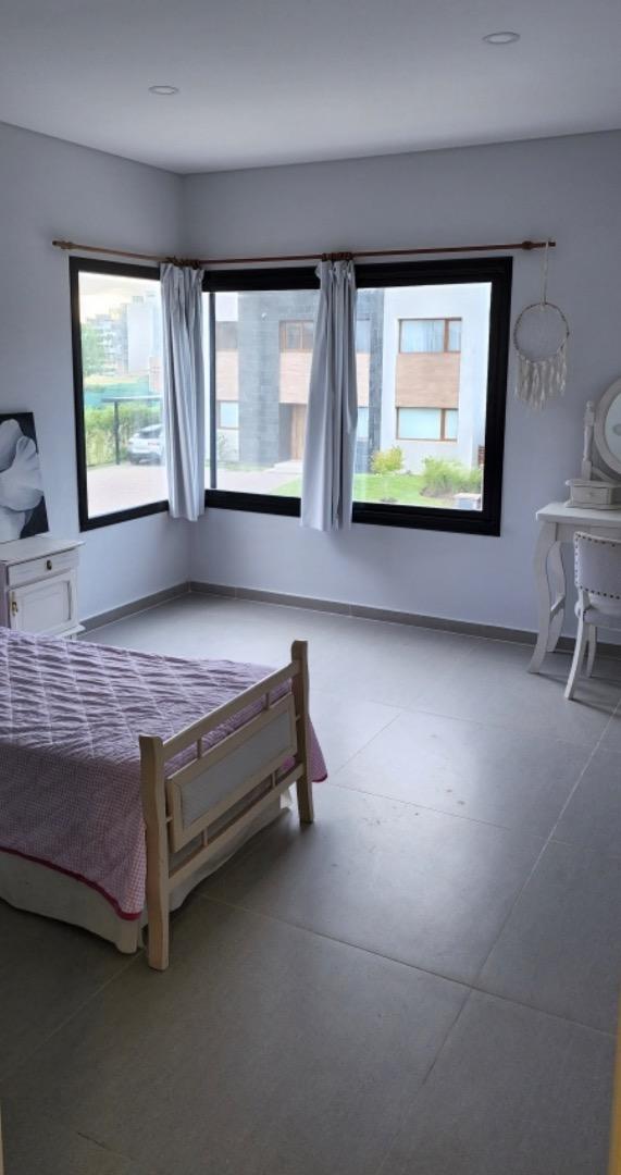 Casa en venta, Lagoon Pilar, Cuan propiedades.