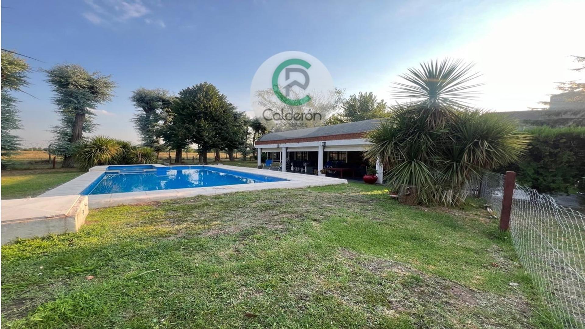 Casa en Alquiler con 5 cocheras