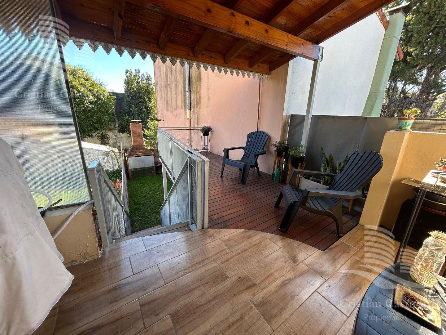 Depto Tipo Casa 4 ambientes con 1 baño