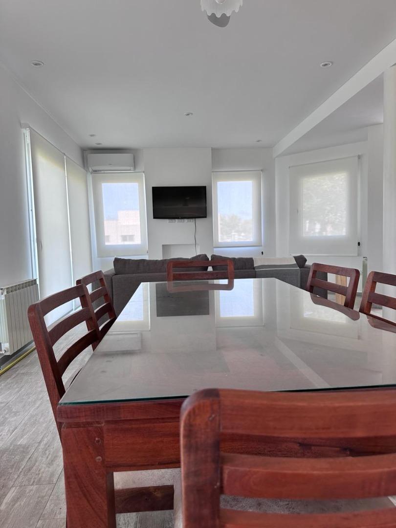 Casa en Alquiler 4 ambientes en Haras del Sur 3