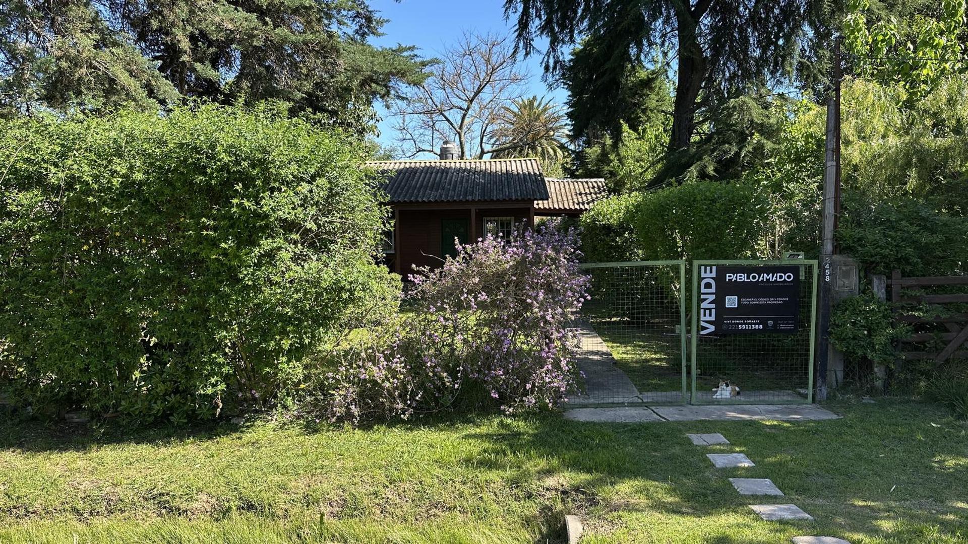 Casa en Venta con 3 cocheras