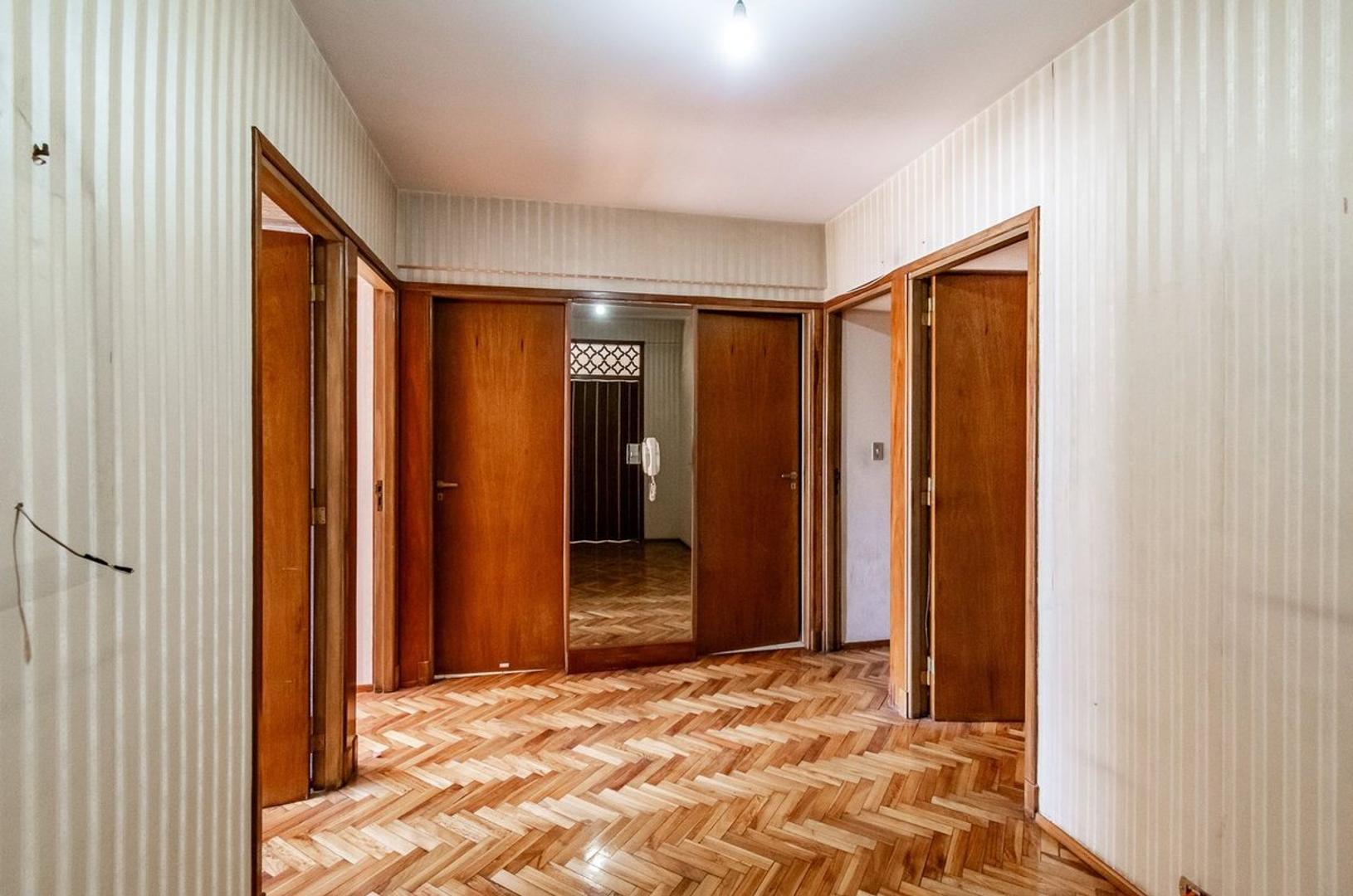 Avenida Rivadavia 6000