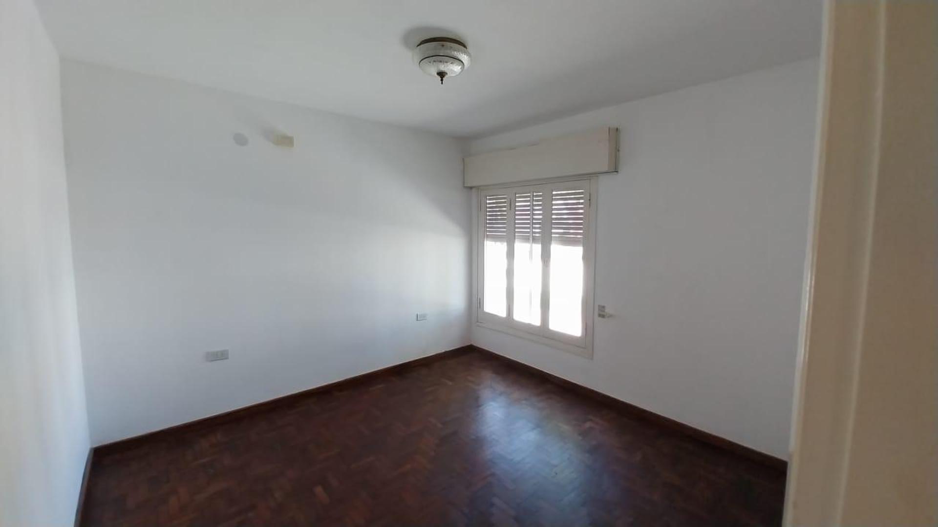 Casa en Alquiler al Este