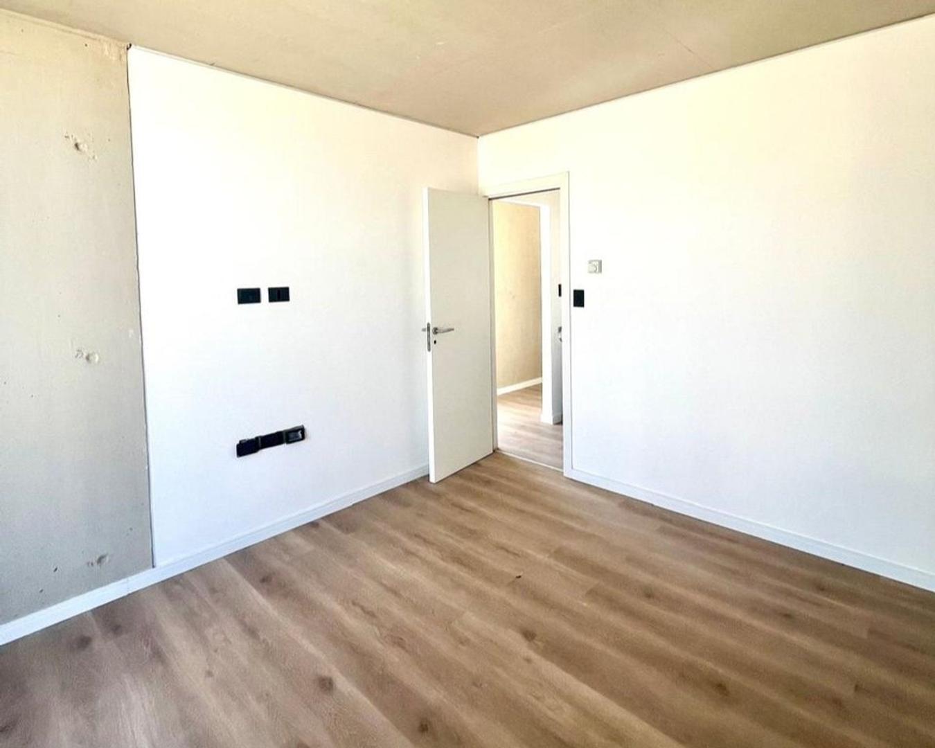 Casa 2 ambientes con 1 baño