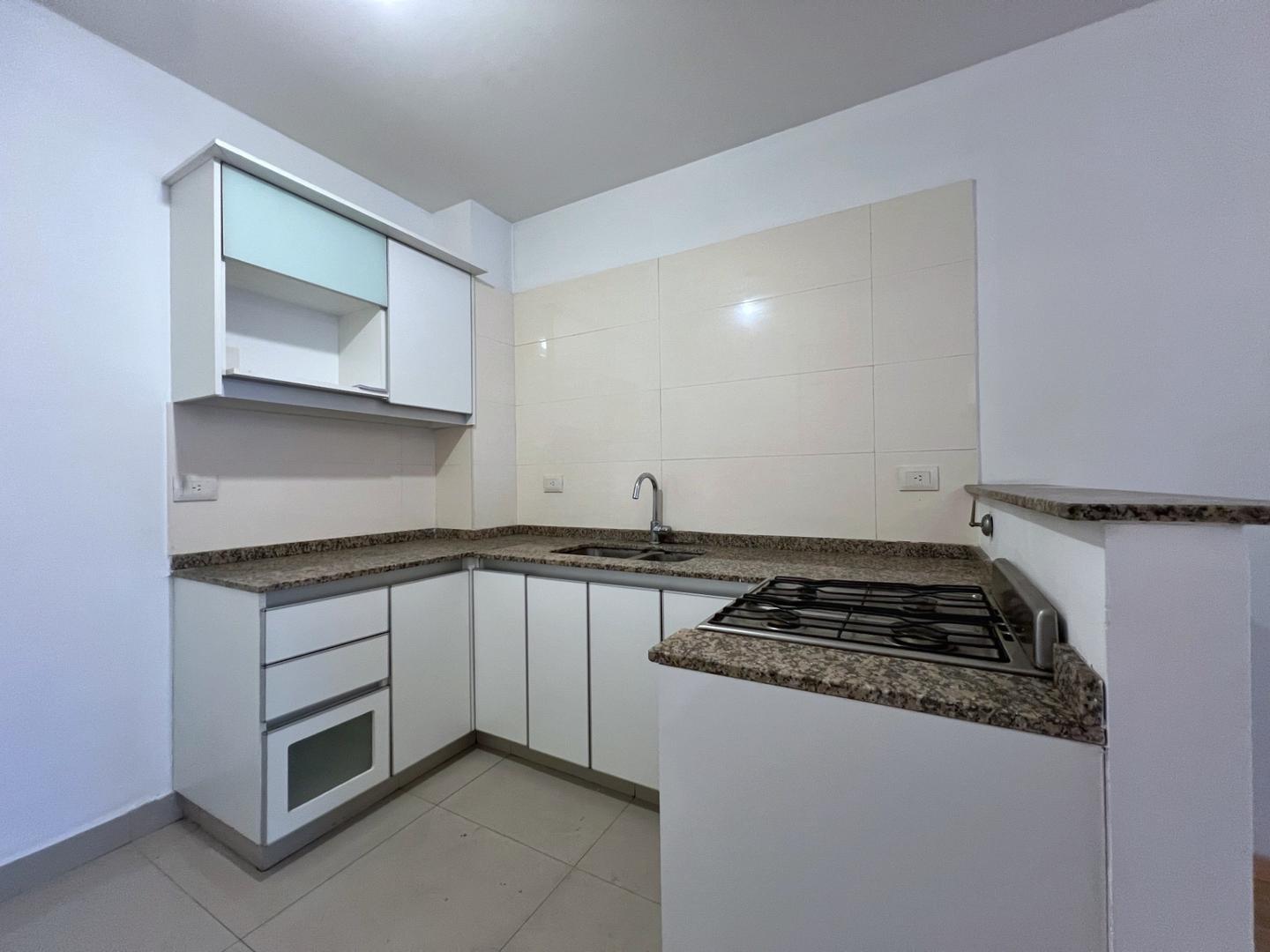 Departamento en Alquiler en Colegiales, $ 900.000