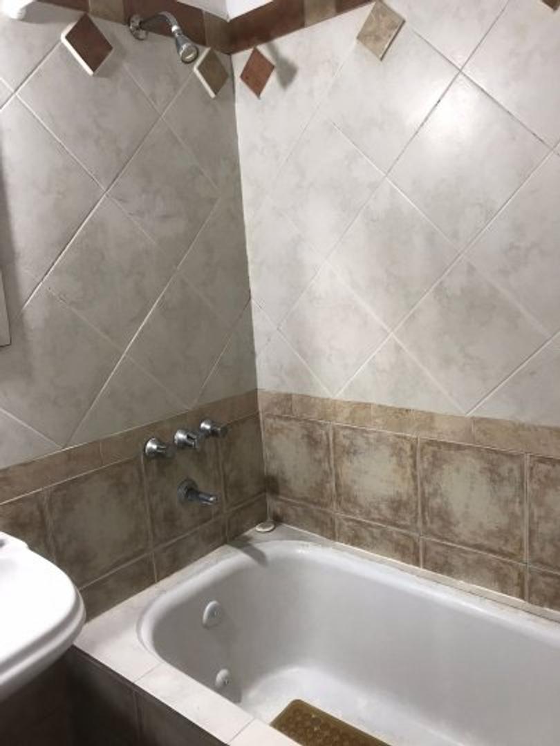 Depto Tipo Casa en Venta en Quilmes Oeste, USD 55.000