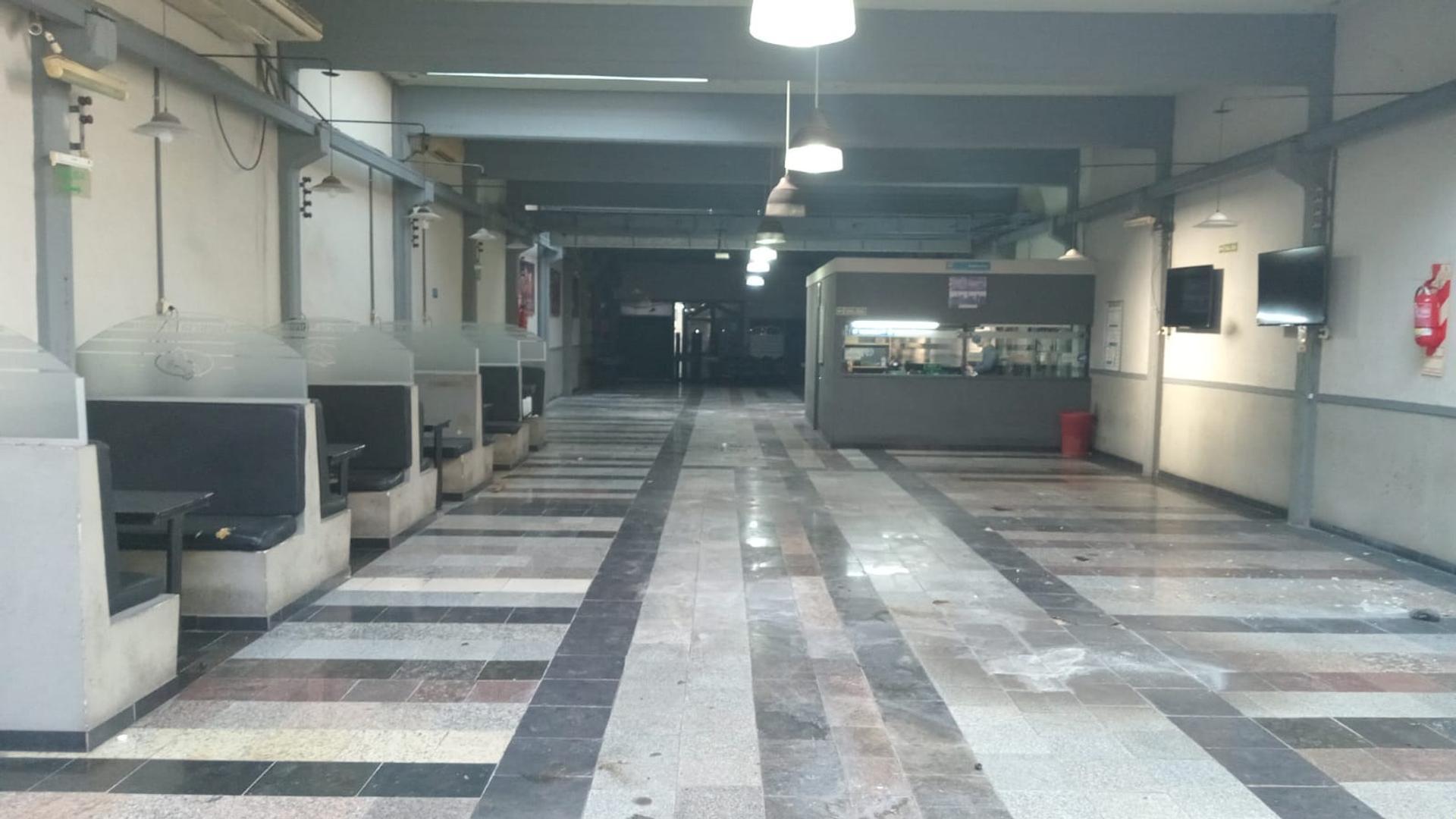 Local en Venta en Moron Norte, USD 300.000