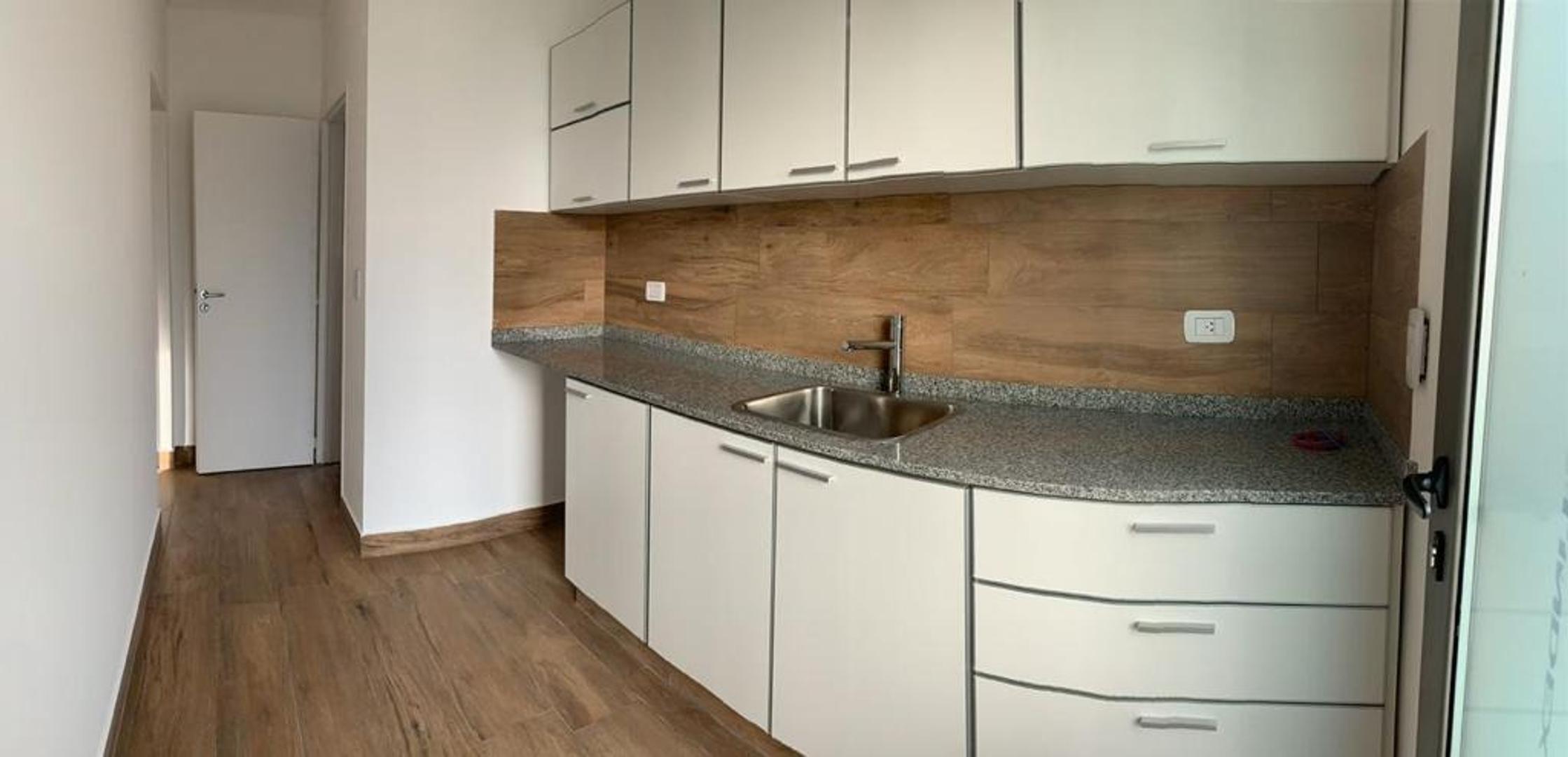 Ruta 9 Panamericana Km. 61 La Reserva Cardales Cc