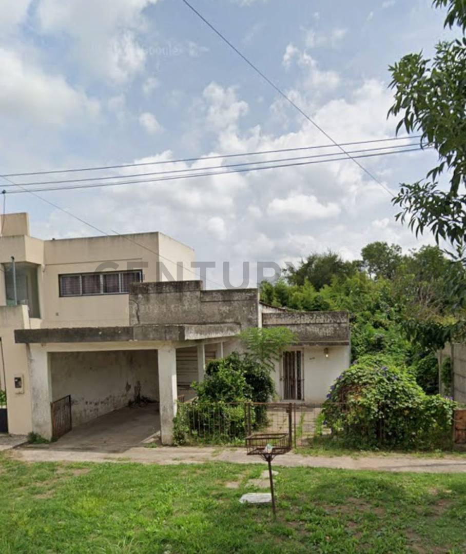 55 entre 143 y 144 2400, Piso 0