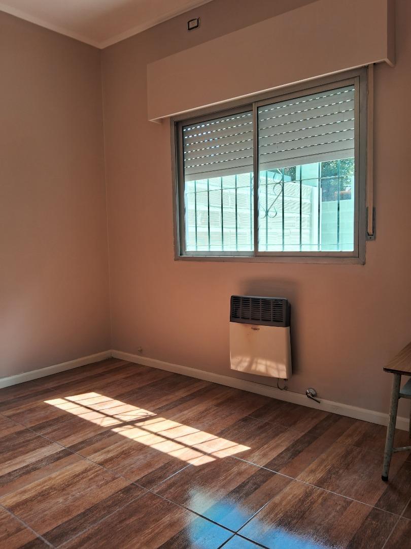 Casa en Alquiler en Jose Clemente Paz, $ 900.000