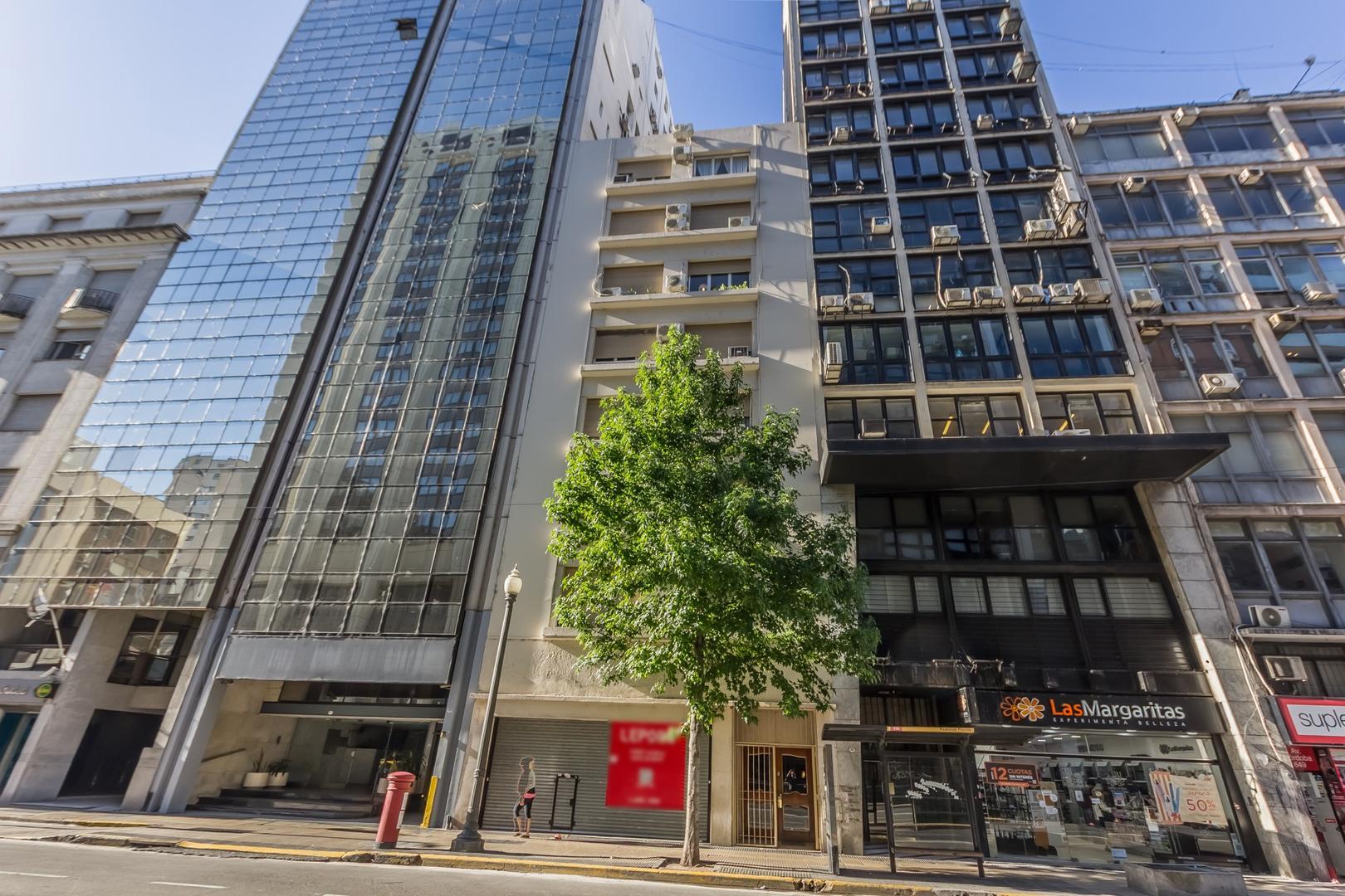 Amplio Monoamb 57 m² al Frente | Microcentro