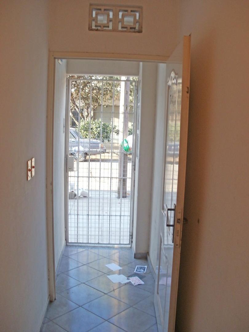 Depto Tipo Casa en Alquiler de 2 dormitorios