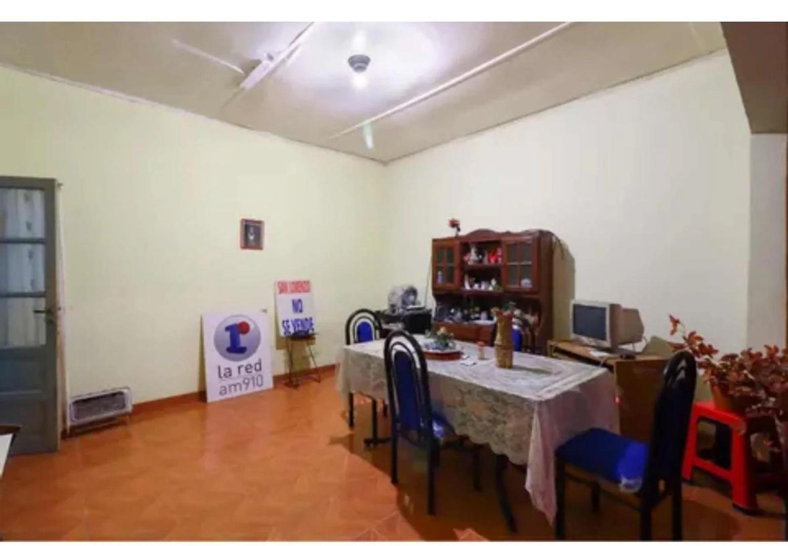 Casa 4 ambientes con 1 baño