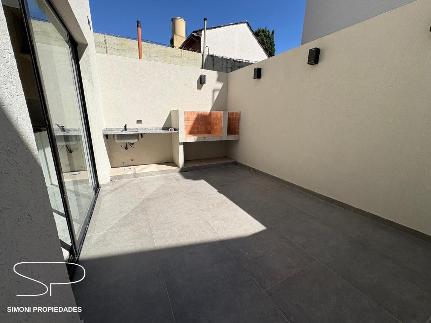 Depto Tipo Casa en Venta de 2 dormitorios