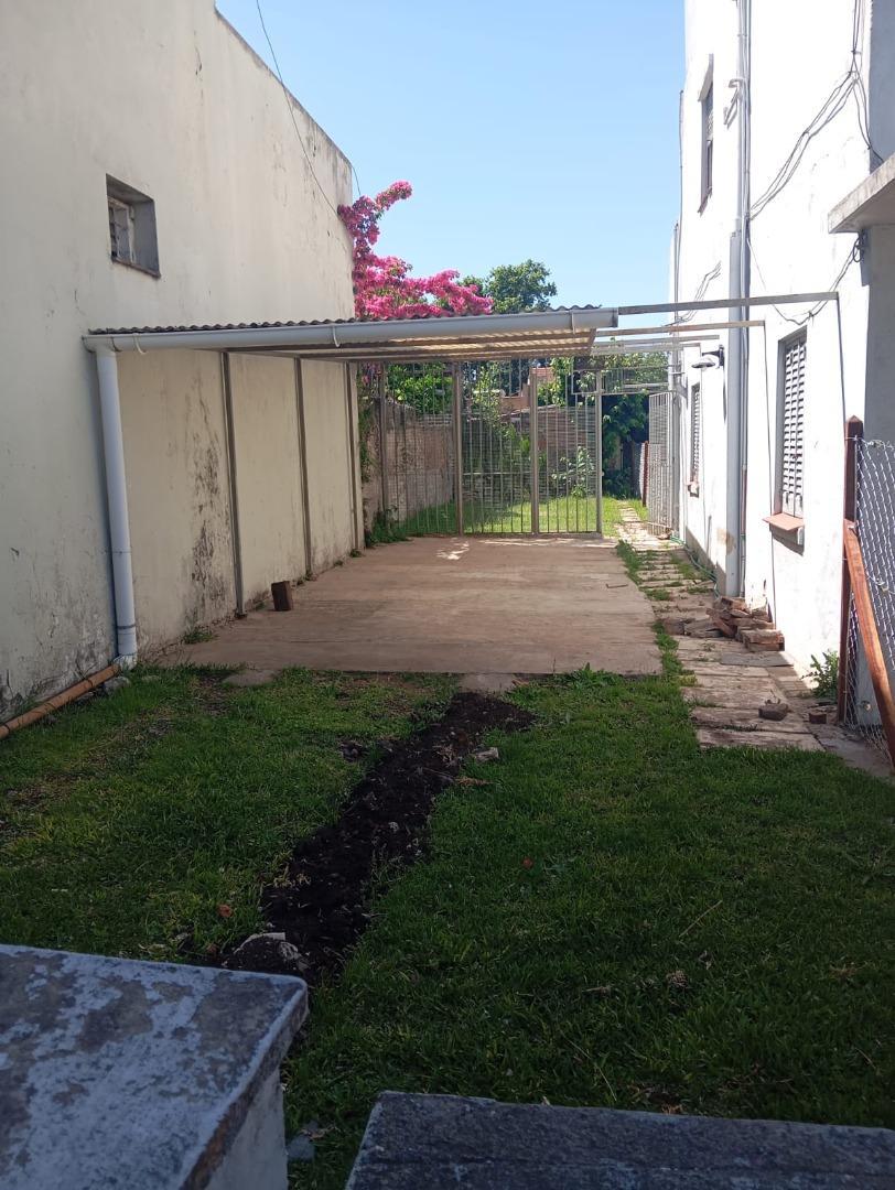 Depto Tipo Casa en Alquiler 50 años