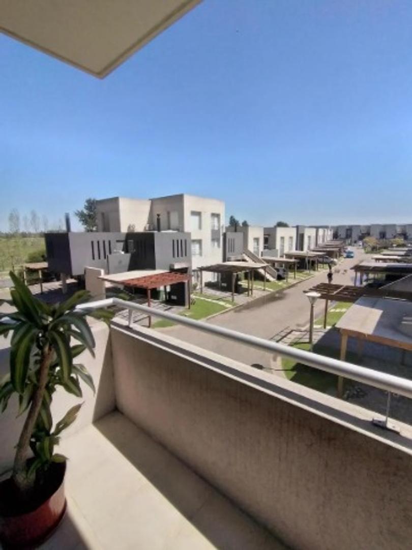 Departamento en Alquiler con 1 cocheras