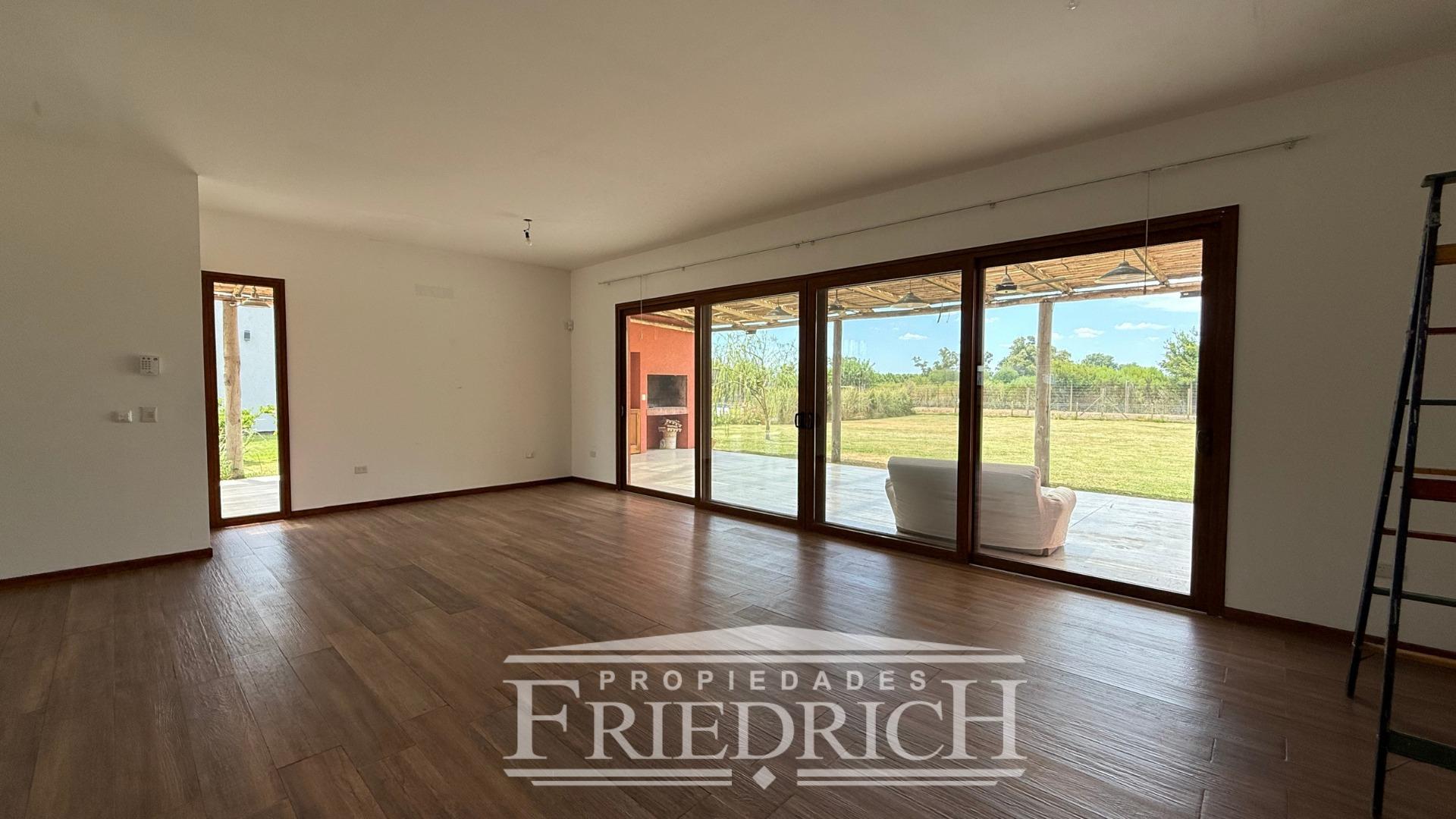 Casa en Alquiler de 2 dormitorios