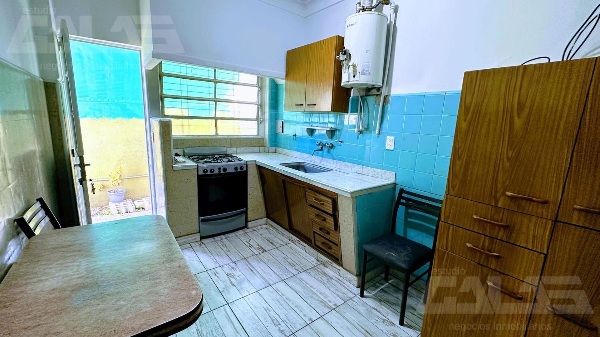 Depto Tipo Casa en Alquiler en Castelar Norte, $ 800.000