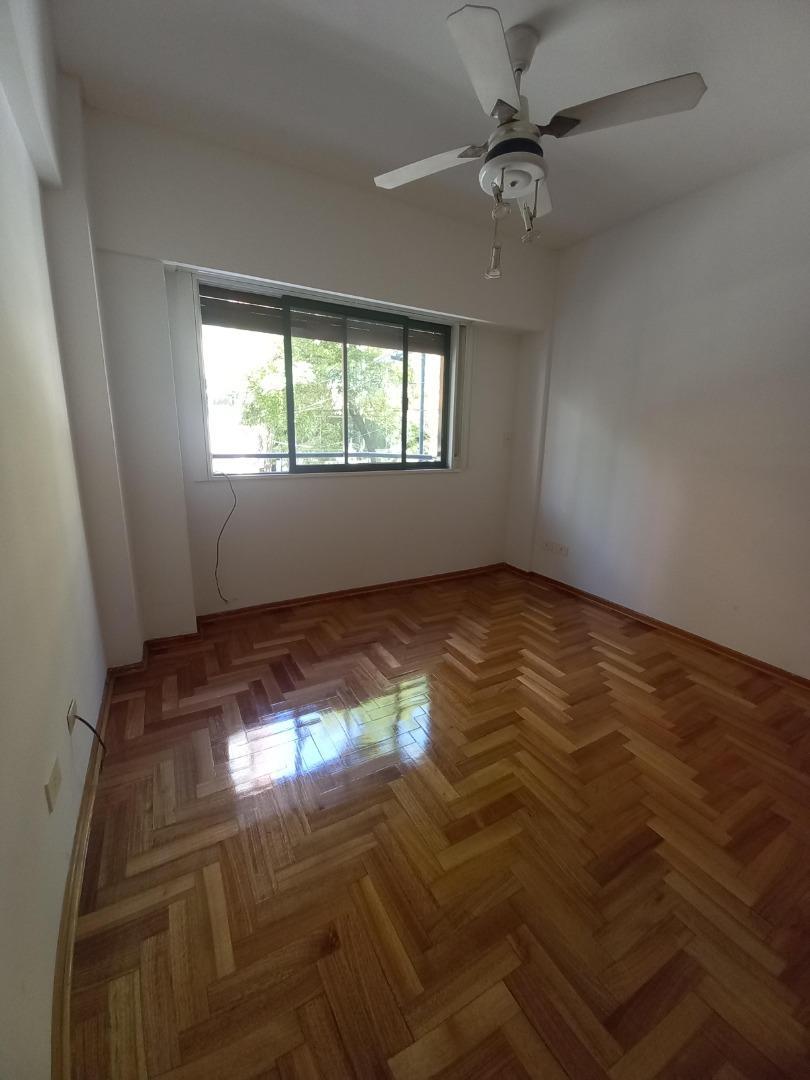 Echeverria 2600, Piso 1