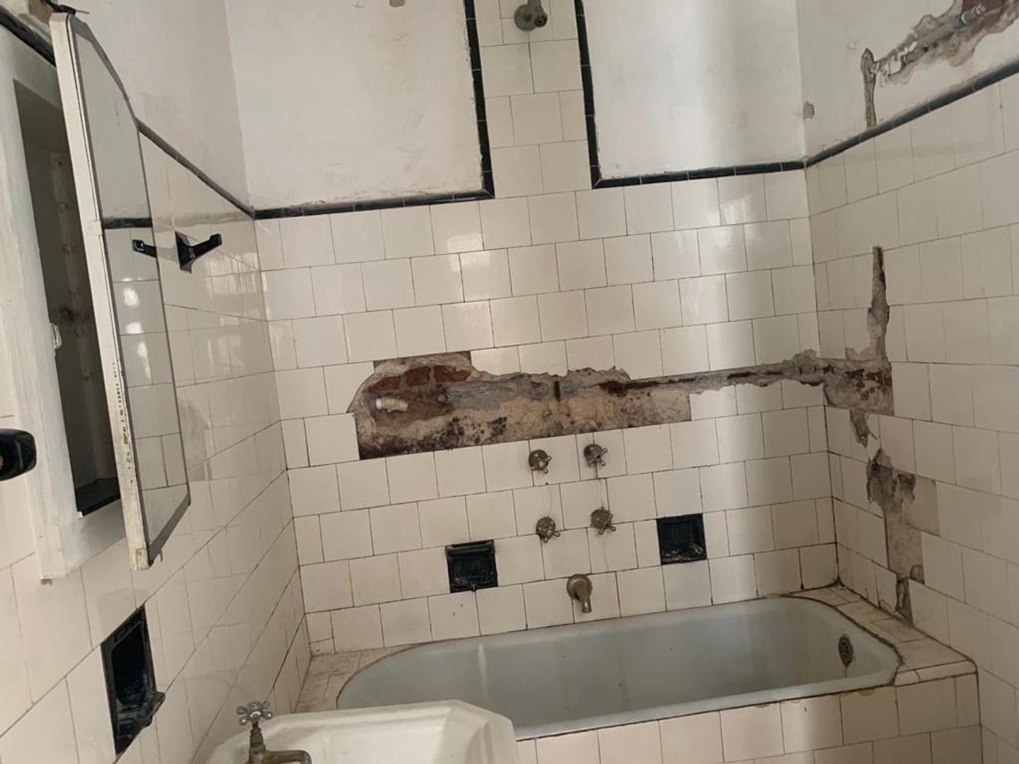 Depto Tipo Casa 4 ambientes con 2 baños