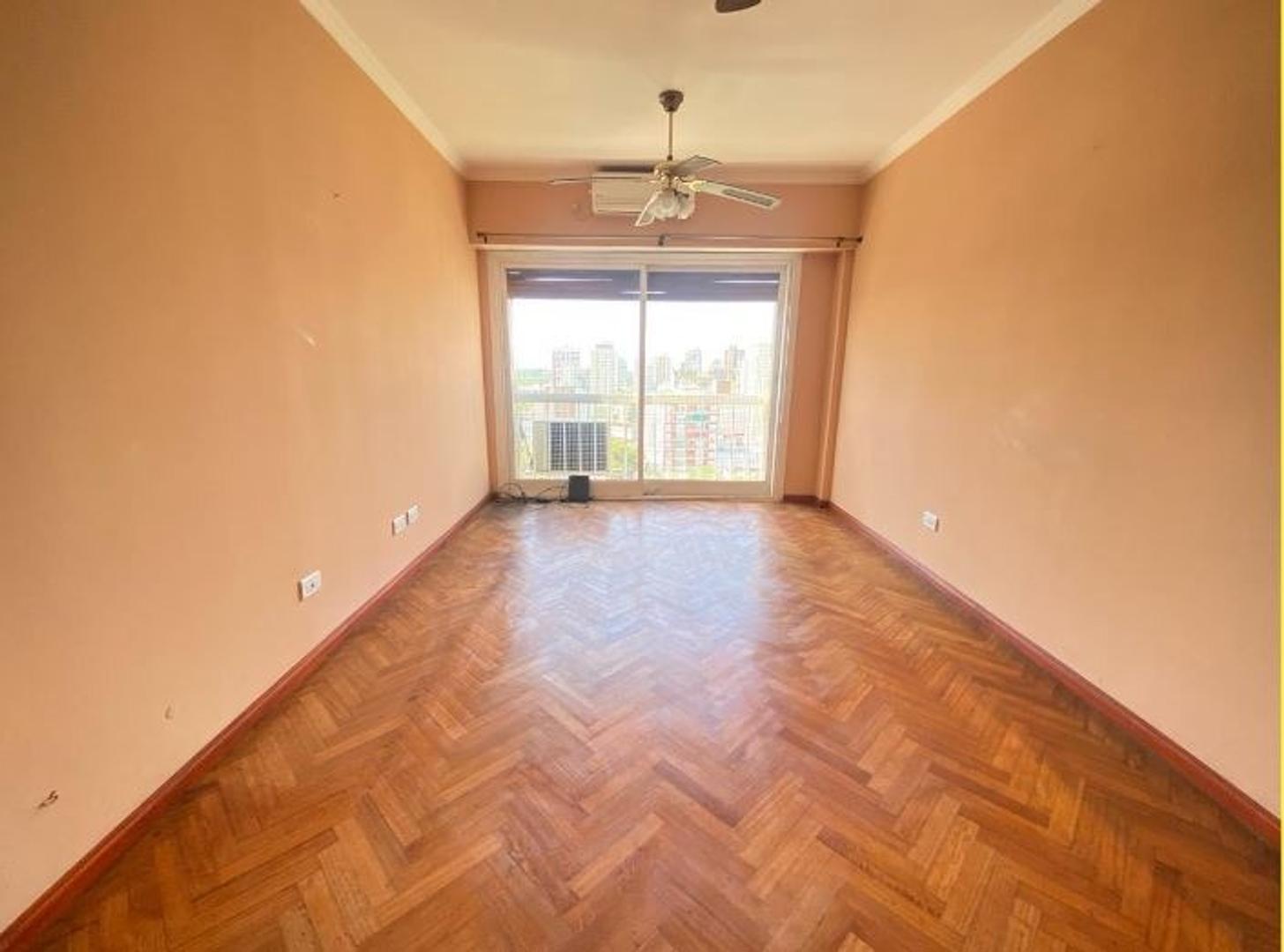 Yrigoyen 518 , Piso 13